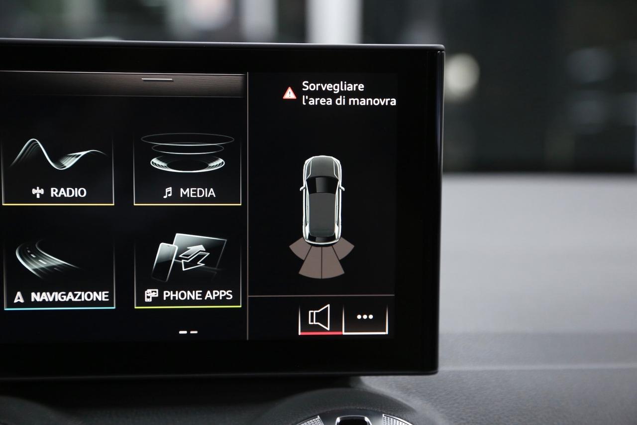 Audi Q2 30 TDI S line