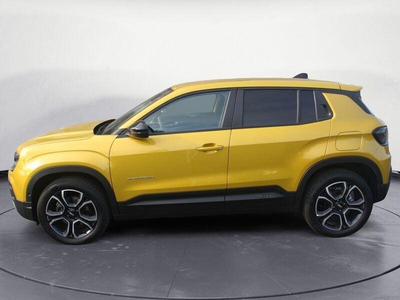 Jeep Avenger e-Hybrid 1.2 MHEV e-Hybrid Turbo Summit