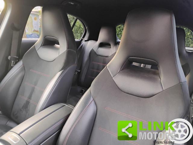 MERCEDES-BENZ A 220 Premium AMG