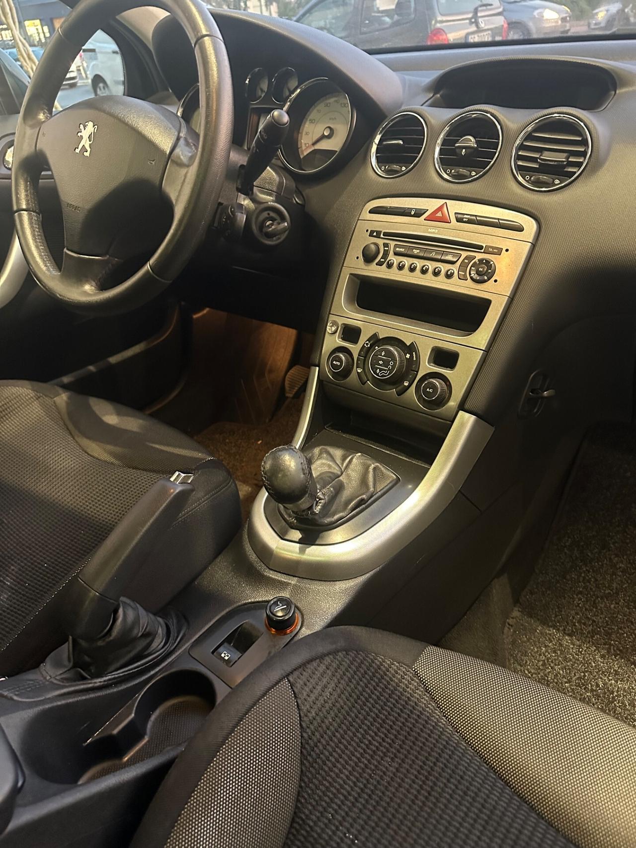 Peugeot 308 1.6 HDi 110CV 5p. Premium (6 Marce)