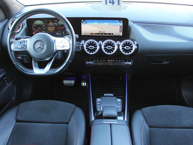 MERCEDES-BENZ GLA 200 d Automatic Premium