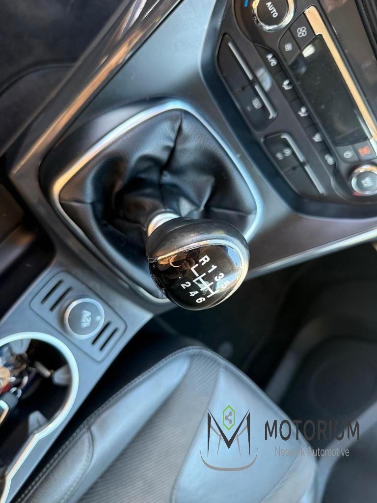 Ford Kuga 1.5 EcoBoost 120 CV S&S 2WD Titanium