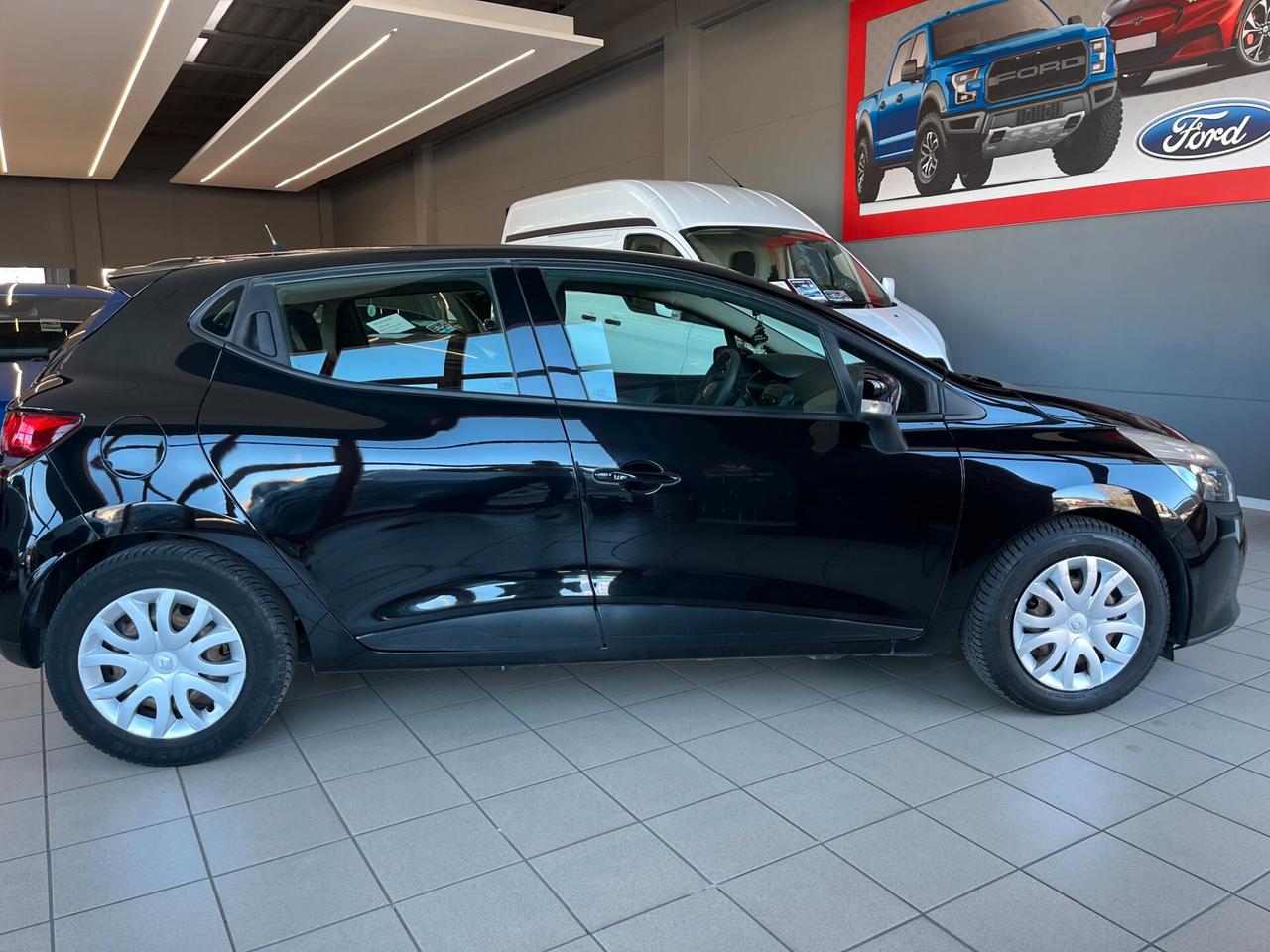 Renault Clio 1.2 75CV 5 porte Live