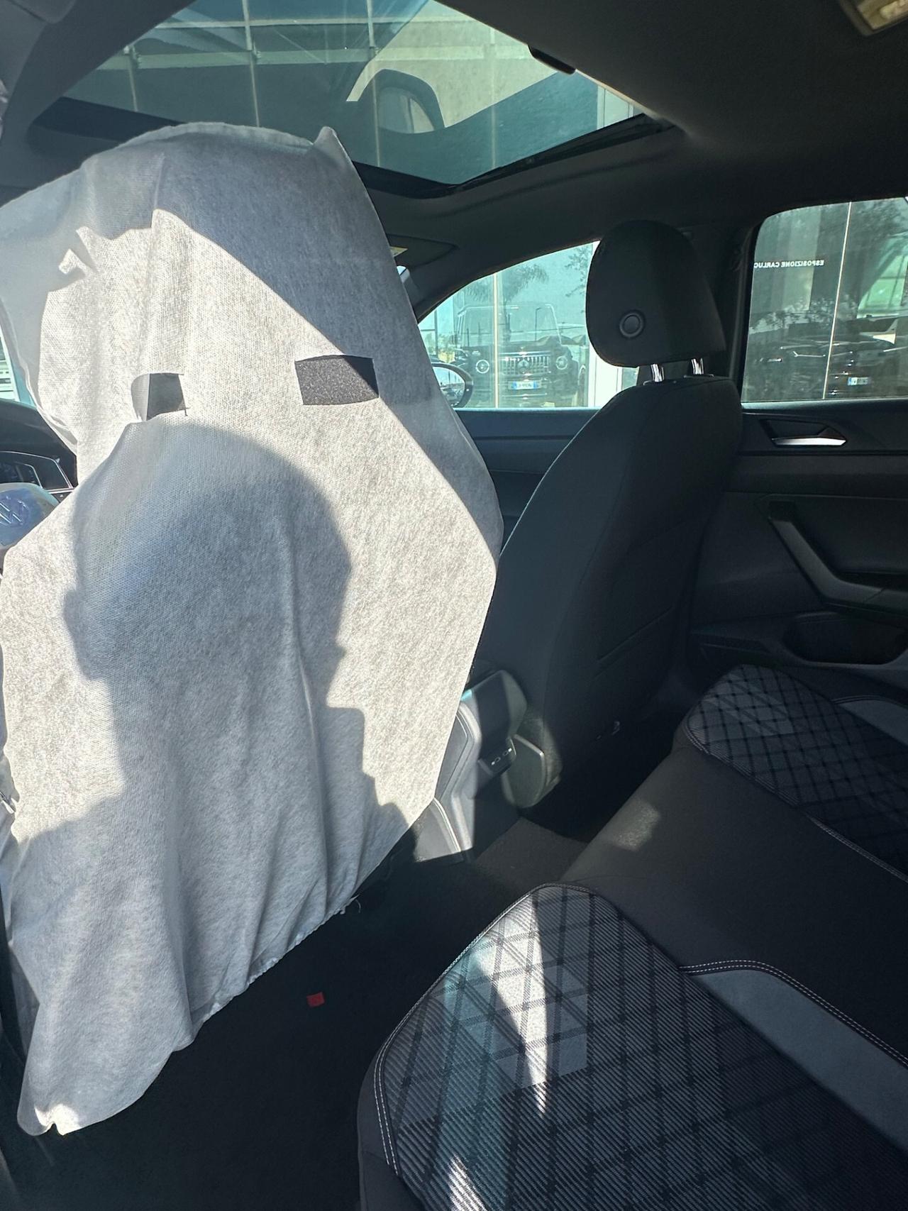 Volkswagen Taigo 1.0 tsi R-Line possibilità noleggio no scoring