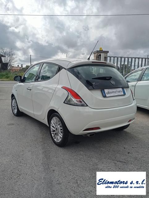 LANCIA - Ypsilon - 1.2 69 CV 5p. GPL Ecochic Silver