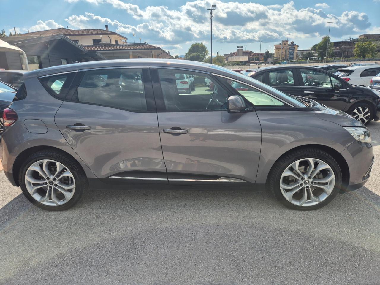 Renault Scenic Blue dCi 150 CV Sport Edition2