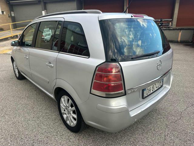 OPEL Zafira 1.9 CDTI 120CV Cosmo senza nessun lavoro da fare