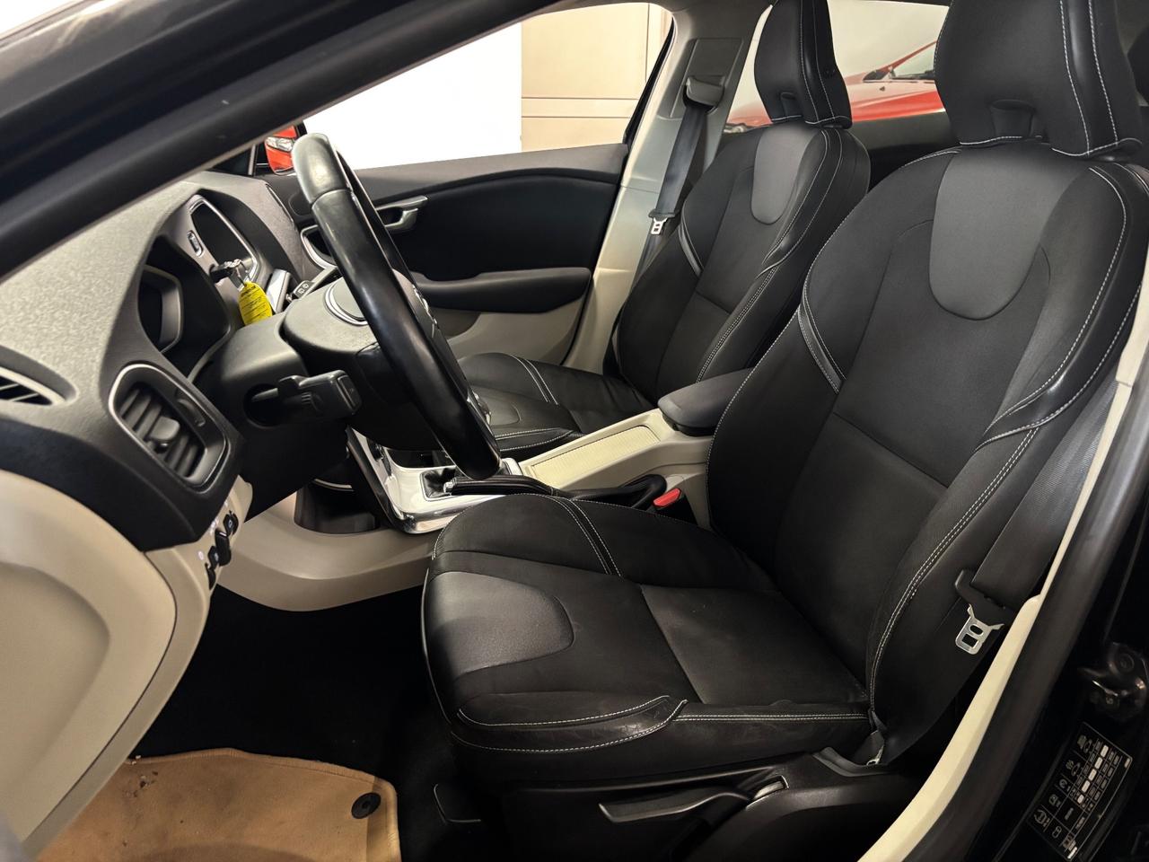 Volvo V40 D2 1.6 |INTERNI B-COLOR|TETTO|