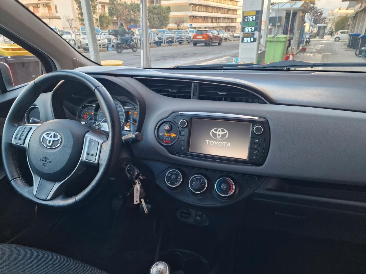 Toyota Yaris 1.4 D-4D 5 porte Active