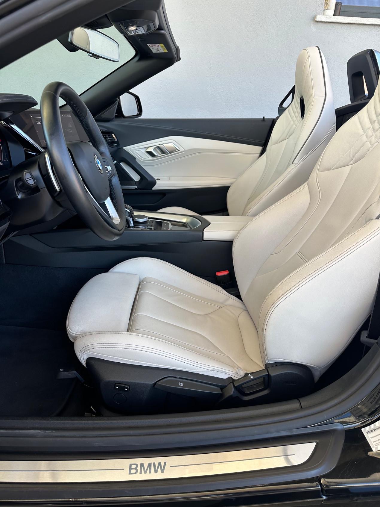 BMW Z4 sdrive 20i auto