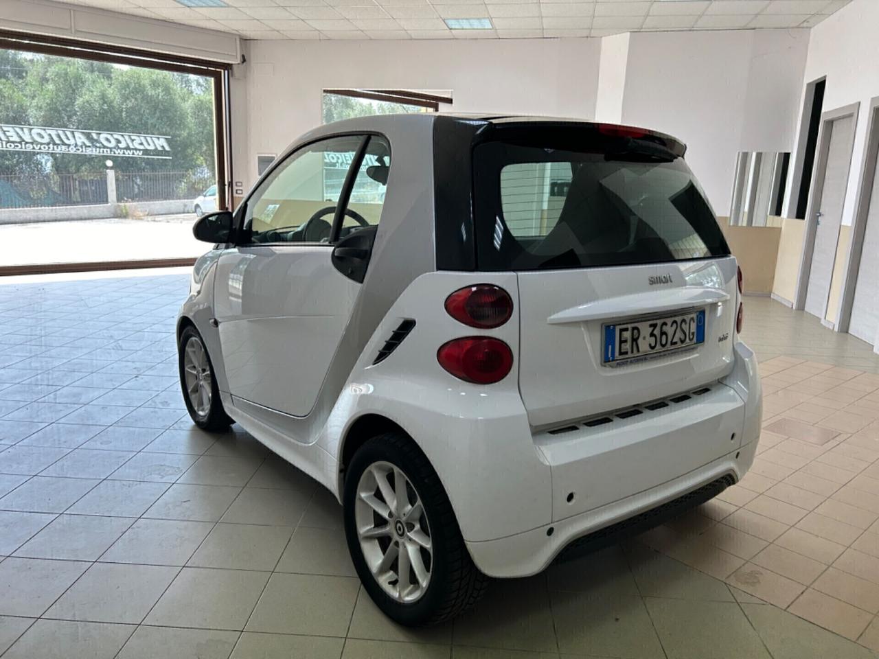 Smart ForTwo 1000 52 kW coupé passion