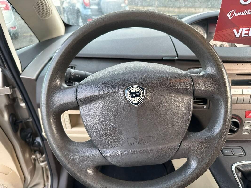 Lancia Musa 1.3 mjt Platino