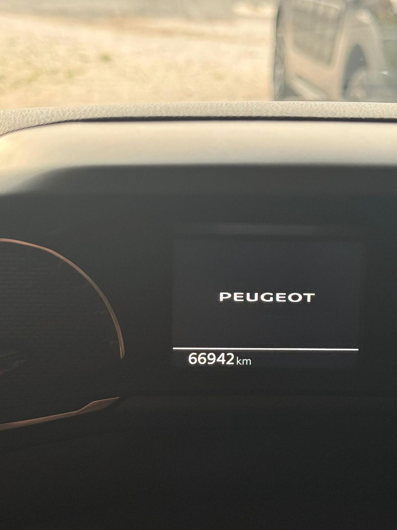 Peugeot 208 PureTech 100CV Stop&Start 66MILA KM