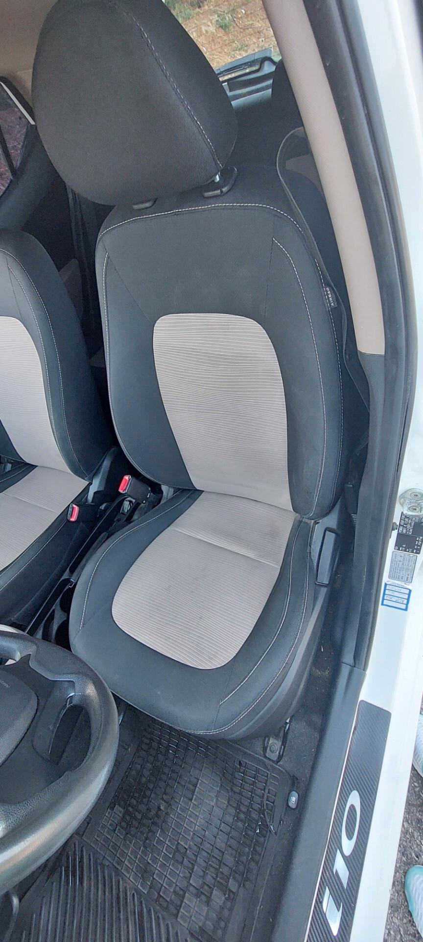 HIUNDAI I10 BENZINA 1,0 5 POSTI TELFONO X NEOPATENTATI IMPECCABILE GOMME NUOVE