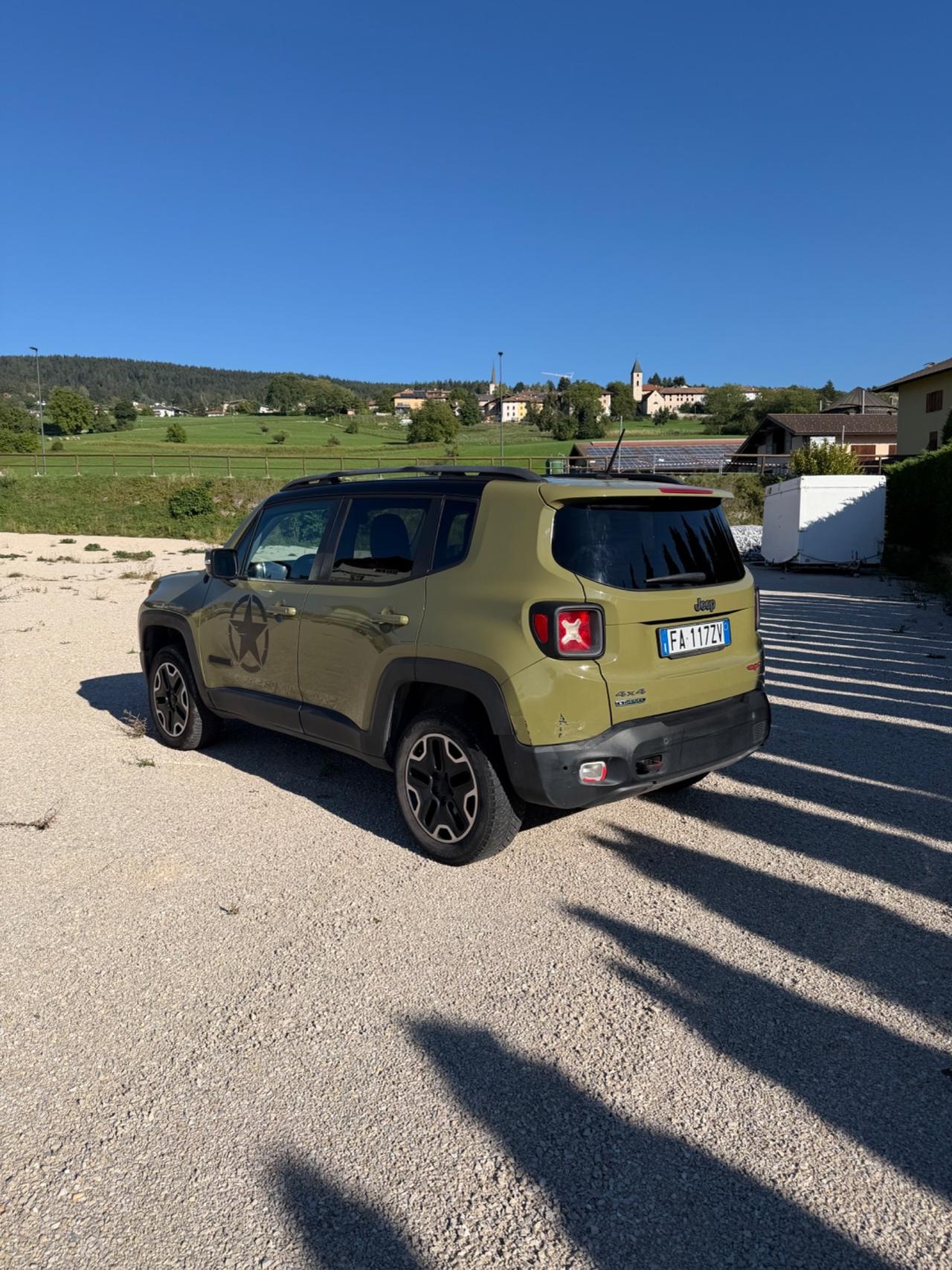 Jeep Renegade 2.0 Mjt 170CV 4WD Active Drive Low Trailhawk