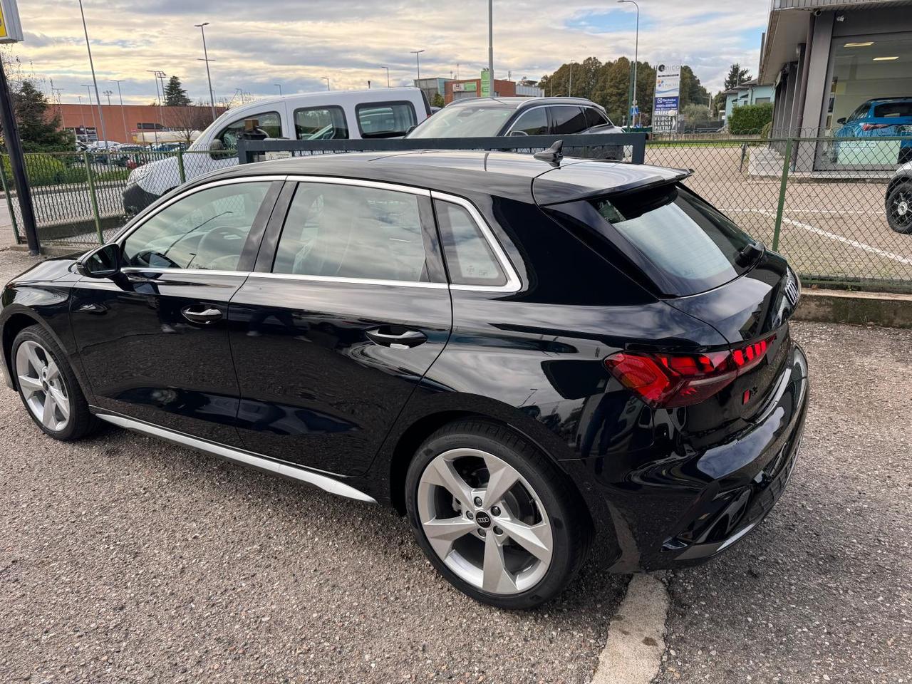 Audi A3 Sportback 2.0 tdi S line edition 150cv s-tronic