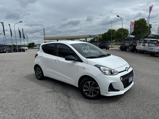 HYUNDAI i10 1.0 MPI Advanced