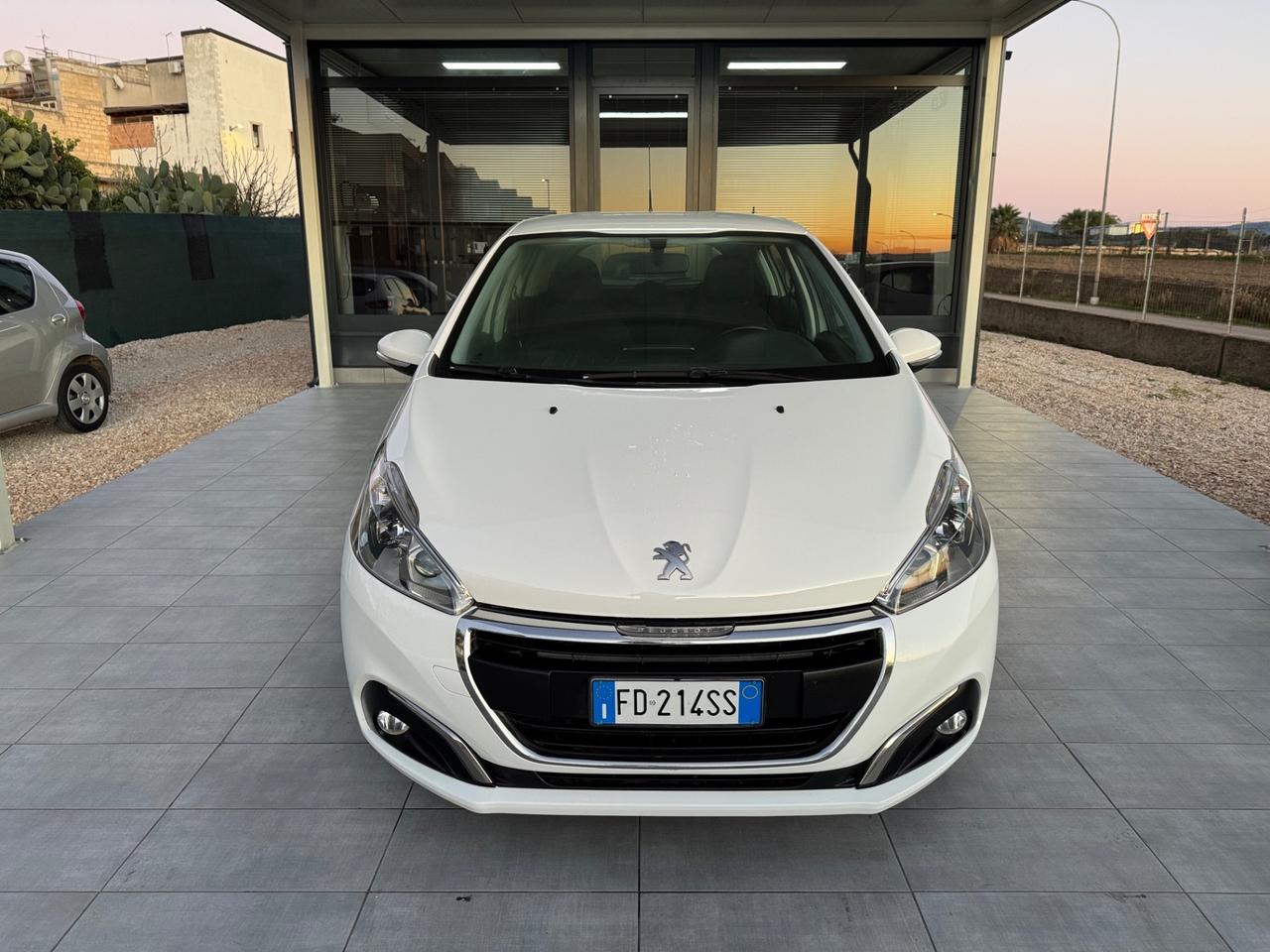 Peugeot 208 BlueHDi 75 5 porte Allure