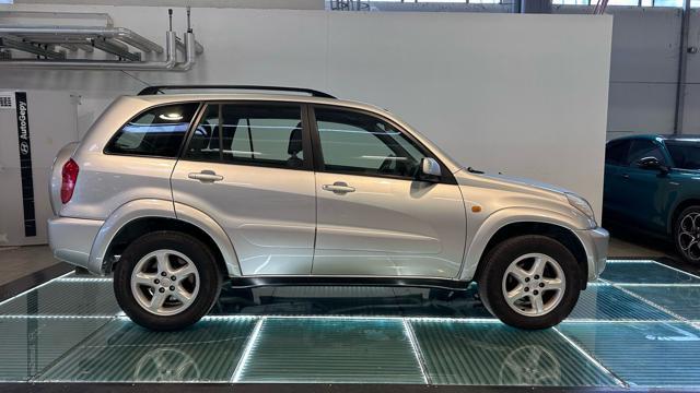 TOYOTA RAV 4 RAV4 2.0 16V cat 5 porte"NEO PATENTATI"