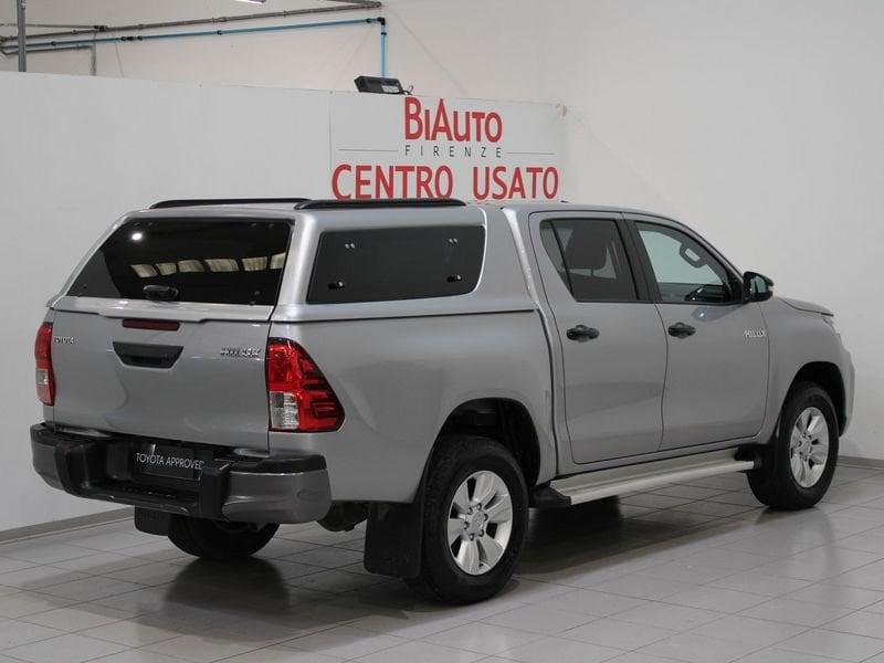 Toyota Hilux 2.4 D-4D A/T 4WD 4 porte Double Cab Lounge