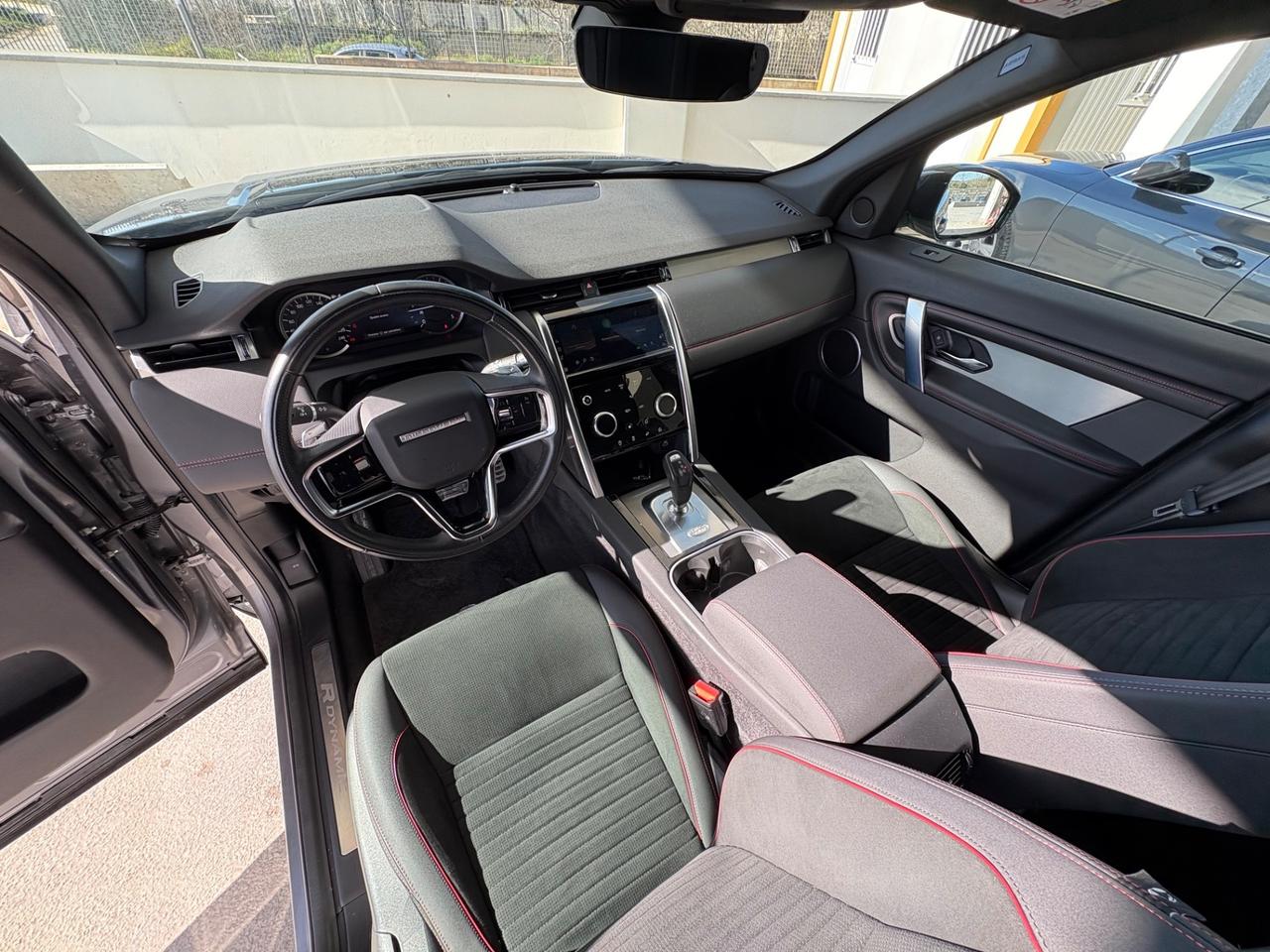 Land Rover Discovery Sport 2.0 eD4 163 CV 2WD R-Dynamic SE