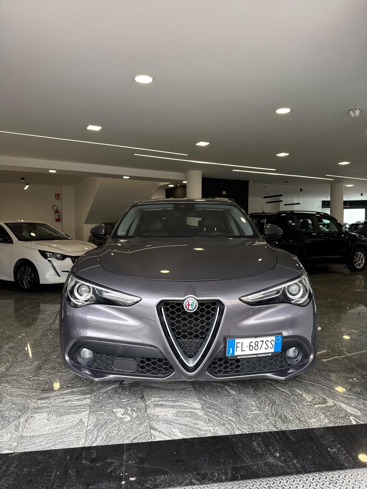 Alfa Romeo Stelvio 2.2 Turbodiesel 180 CV AT8 RWD Super