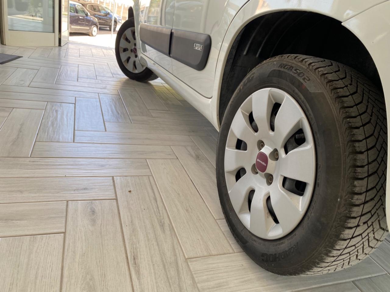 Fiat Panda 1.2 69cv LOUNGE BLUETOOTH/CLIMA2020