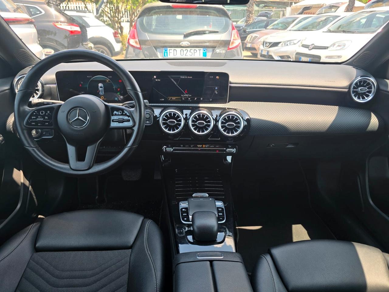 MERCEDES A180CDI 115CV SPORT PACK LUCI