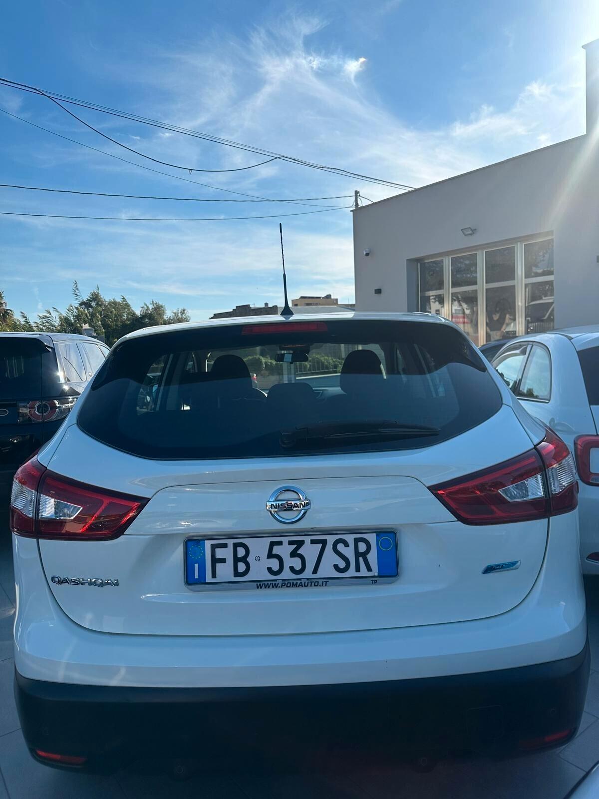 Nissan Qashqai 1.5 dCi Visia