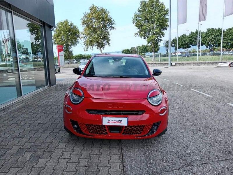 FIAT 600e - RED