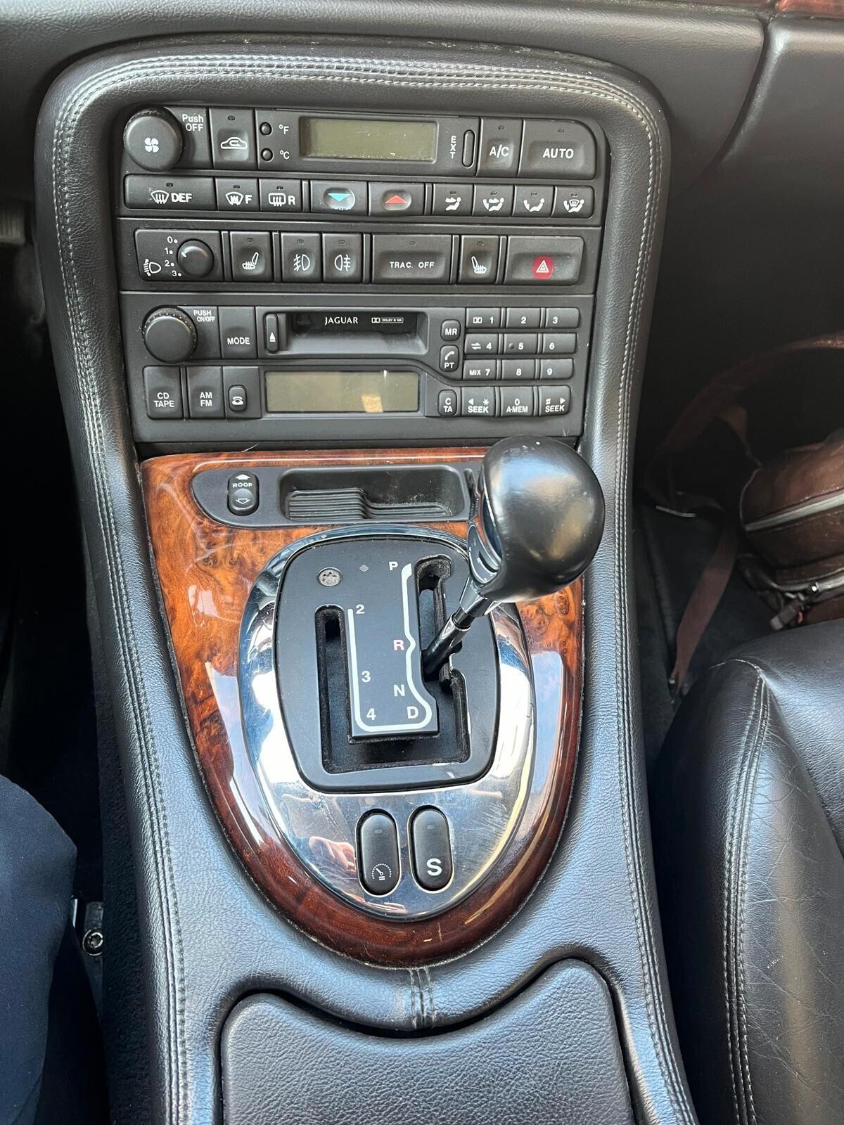 Jaguar XK XKR 4.0 Cabrio imm. 2000