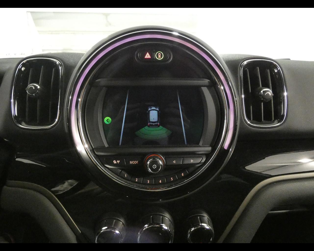 MINI Mini Countrym.(F60) - Mini 2.0 Cooper D Hype Countryman