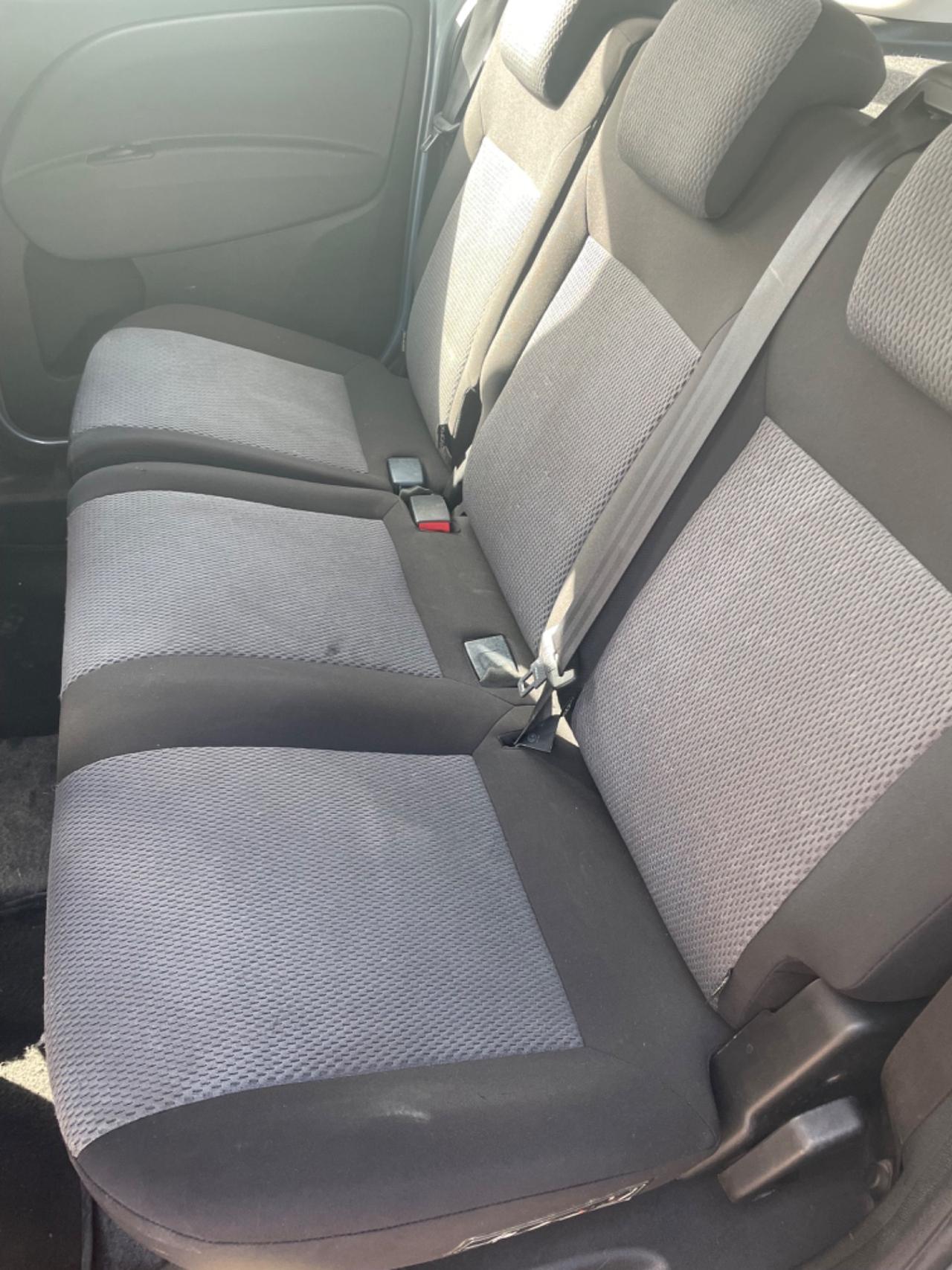 Fiat Doblo N 1 5 posti 2,0 diesel