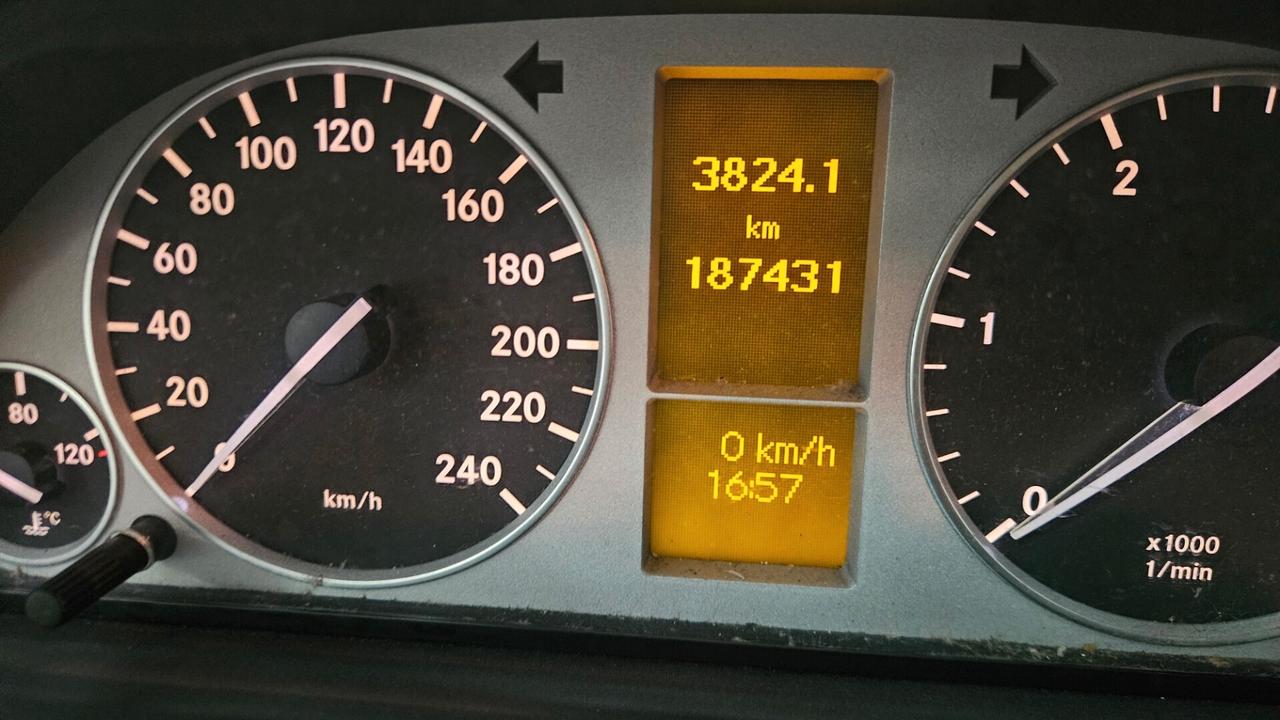 Mercedes-benz B 180 CDI Premium