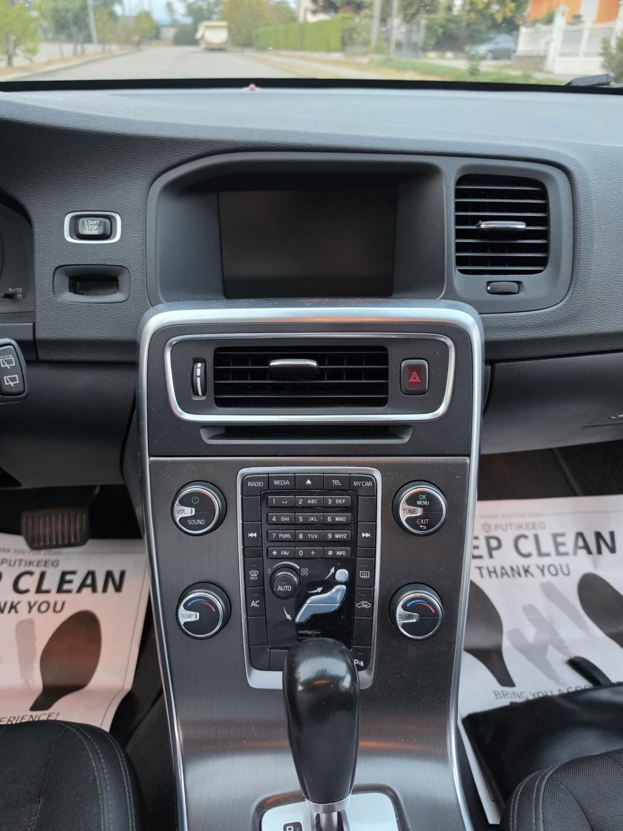 Volvo V60 D3 Geartronic Summum