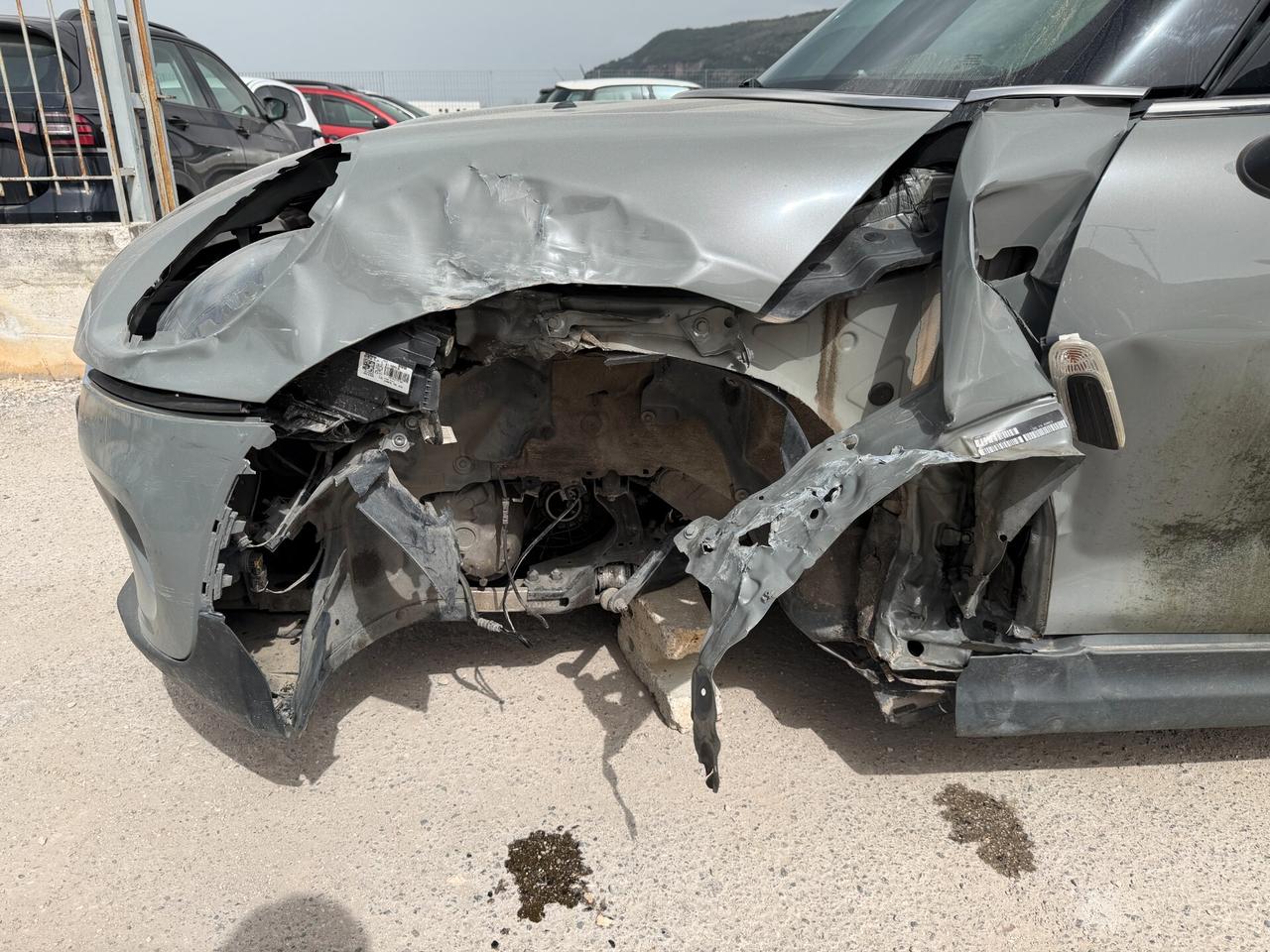 MINI COOPER D ANNO 2019 1.5 DIESEL 116 CV *SINISTRATA