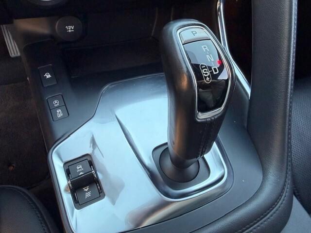 Jaguar E-Pace 2.0D 180 CV AWD aut. R-Dynamic S