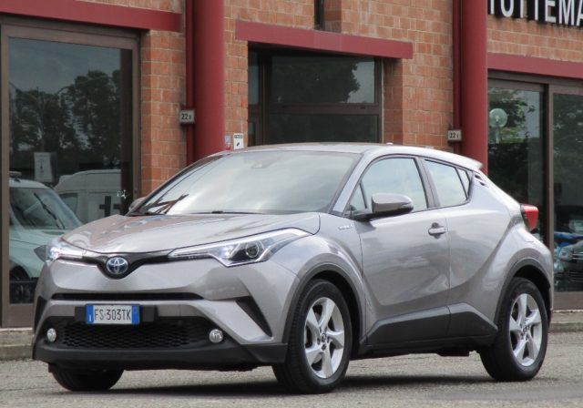 TOYOTA C-HR 1.8 Hybrid E-CVT Active