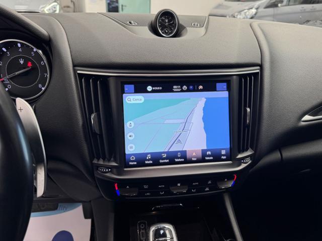 MASERATI Levante V6 Q4 350CV