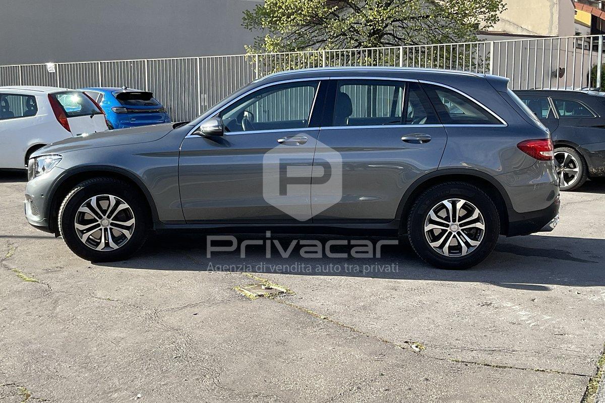 MERCEDES GLC 220 d 4Matic Business