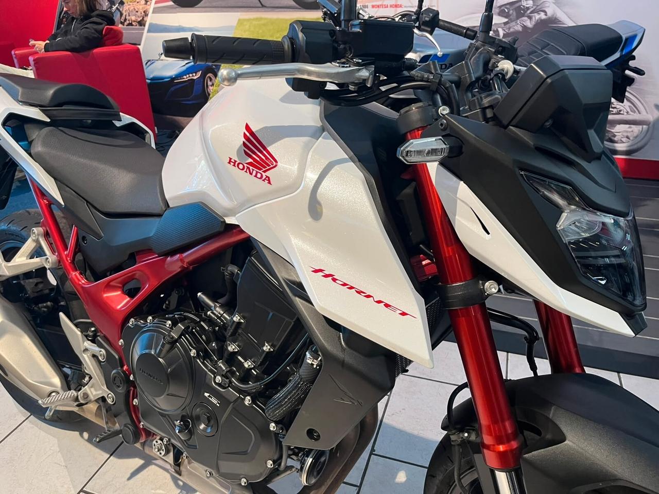 Honda Hornet 750
