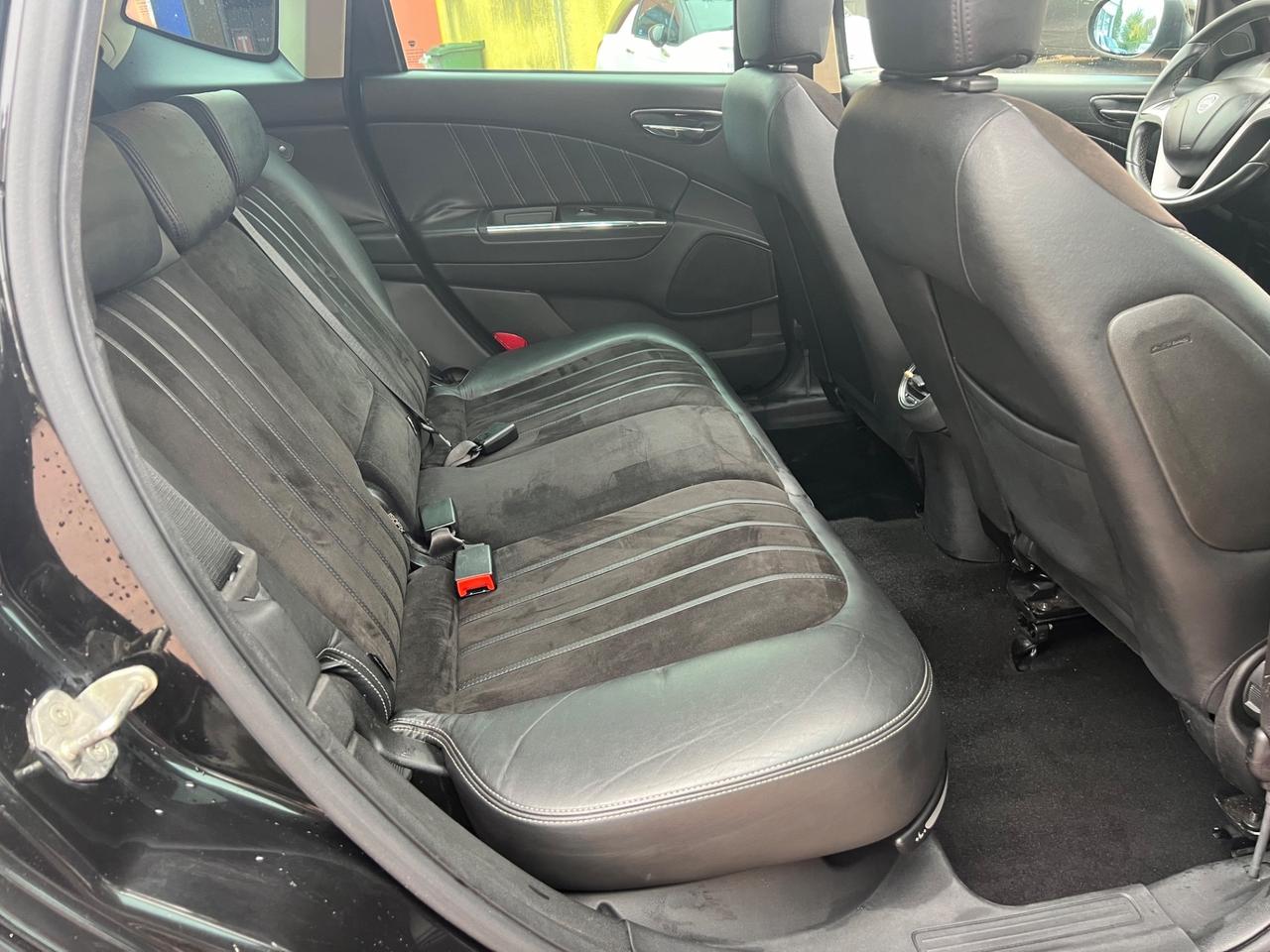 Lancia Delta 1.6 MJT DPF Platino