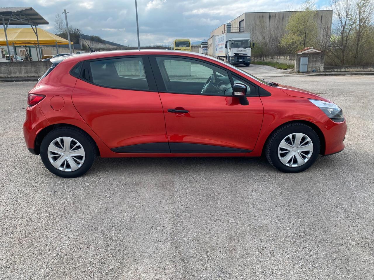 Renault Clio 1.2 75CV 5 porte Live