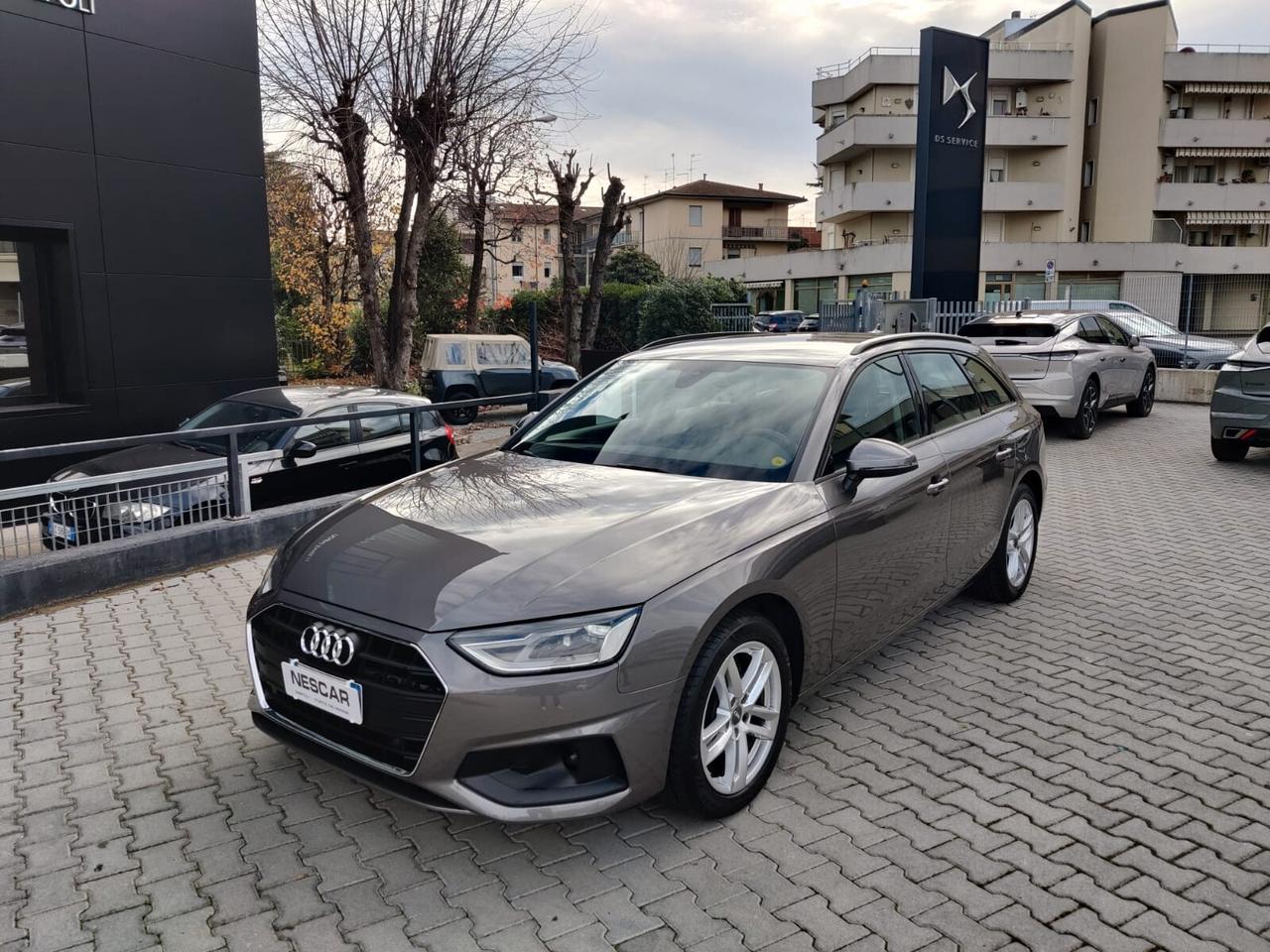 Audi A4 Avant 30 TDI Business IVA ESPOSTA