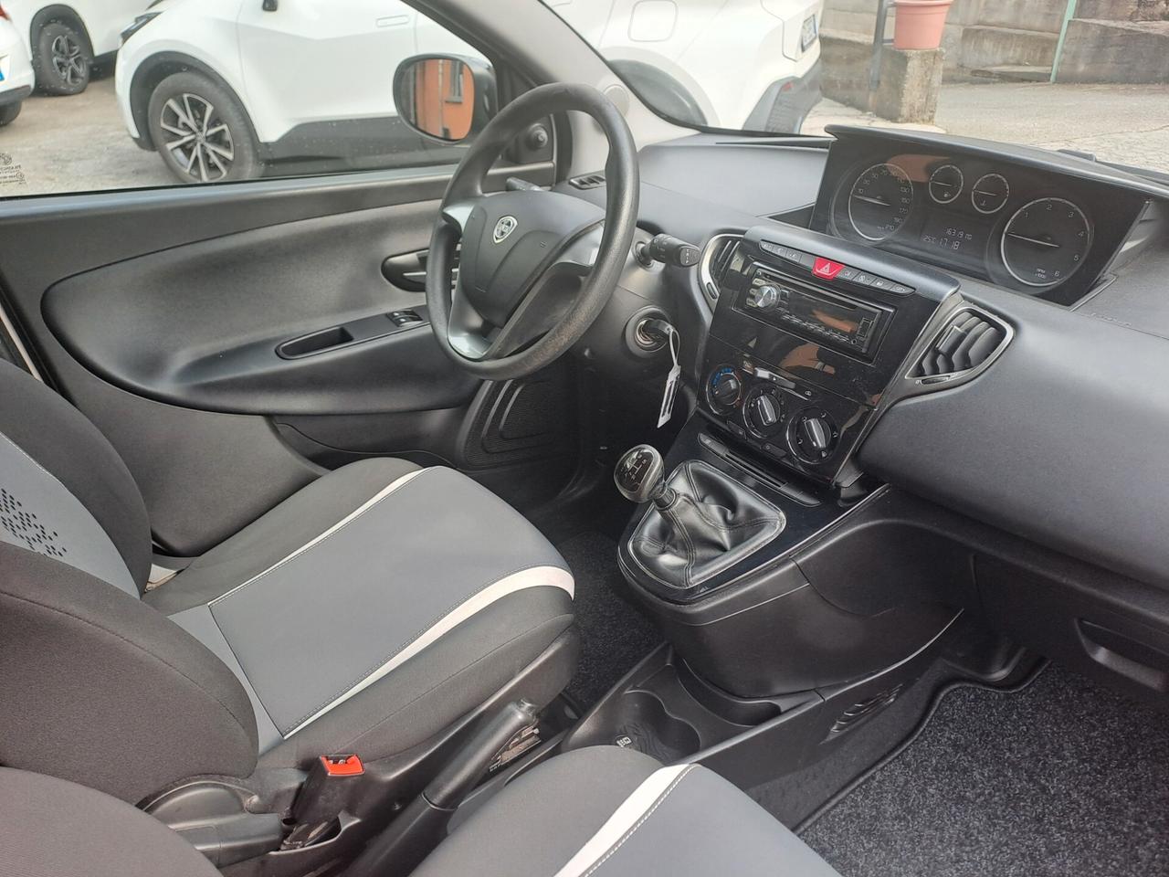 Lancia Ypsilon 1.3 MJT DIESEL *OK NEOPATENTATI*