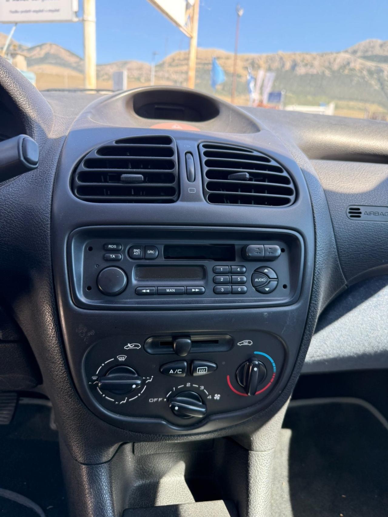 Peugeot 206 2.0 HDi 5p. XR ECO
