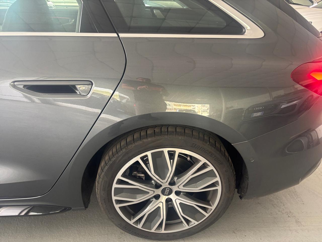 AUDI A5 III 2024 - A5 Avant 2.0 tdi mhev+ S line edition 204cv s-tronic