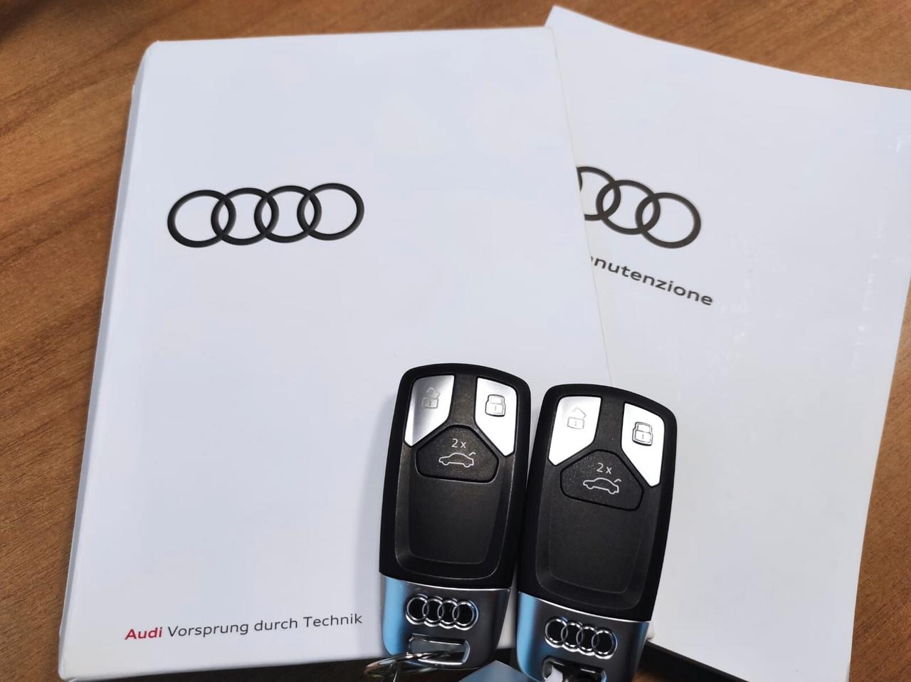 Audi A4 Avant 30 TDI/136 CV S tronic