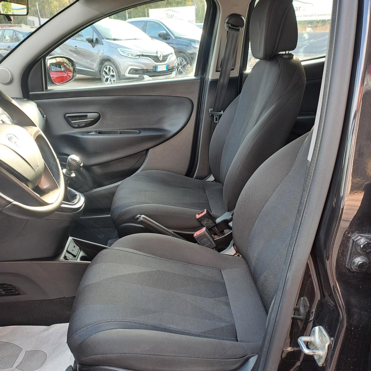 Lancia Ypsilon 1.2 Bz 69Cv Gold