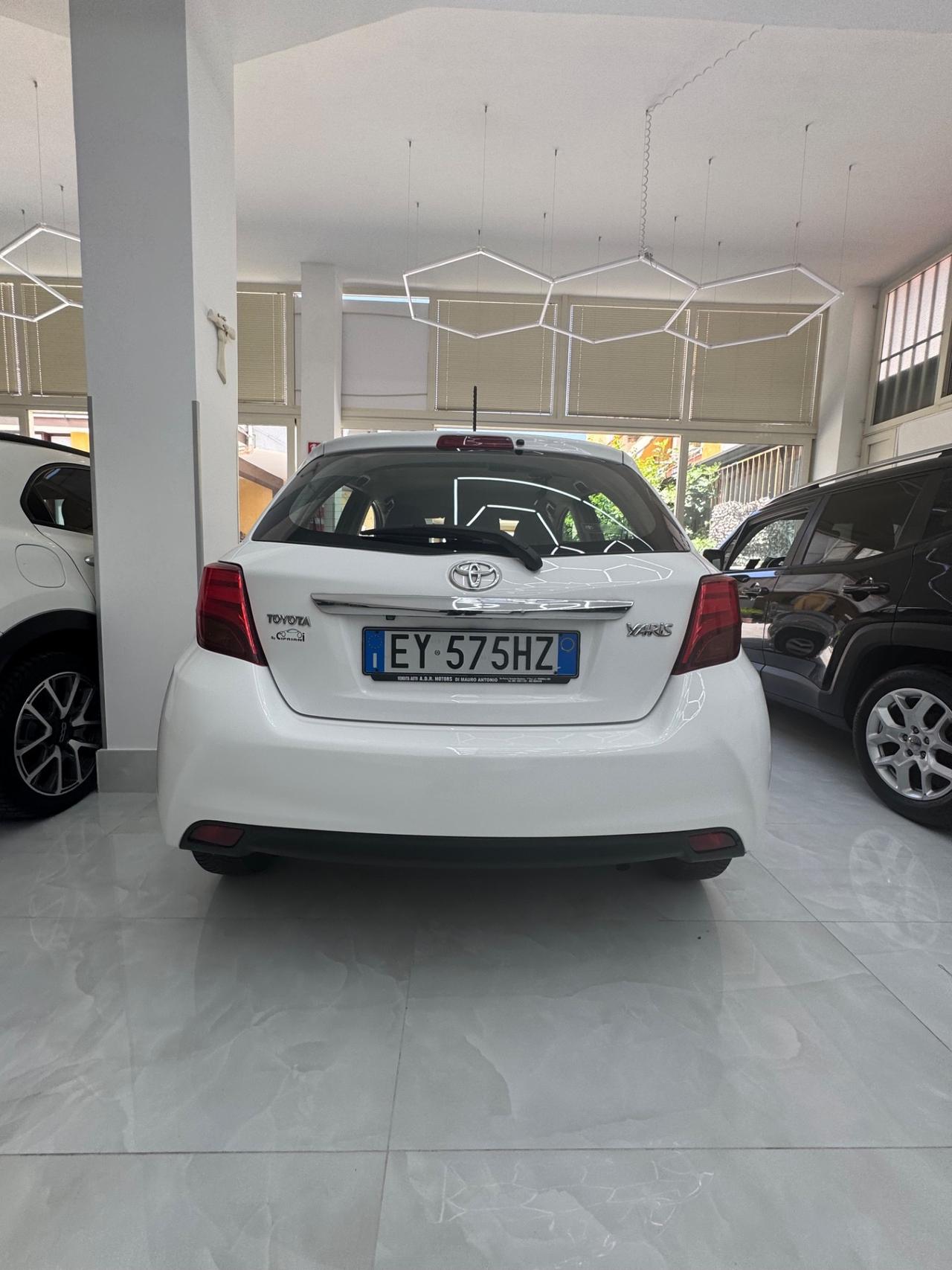 Toyota Yaris 1.0 5 porte Lounge